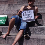 A teacher into contact improvisation at the Cathedral