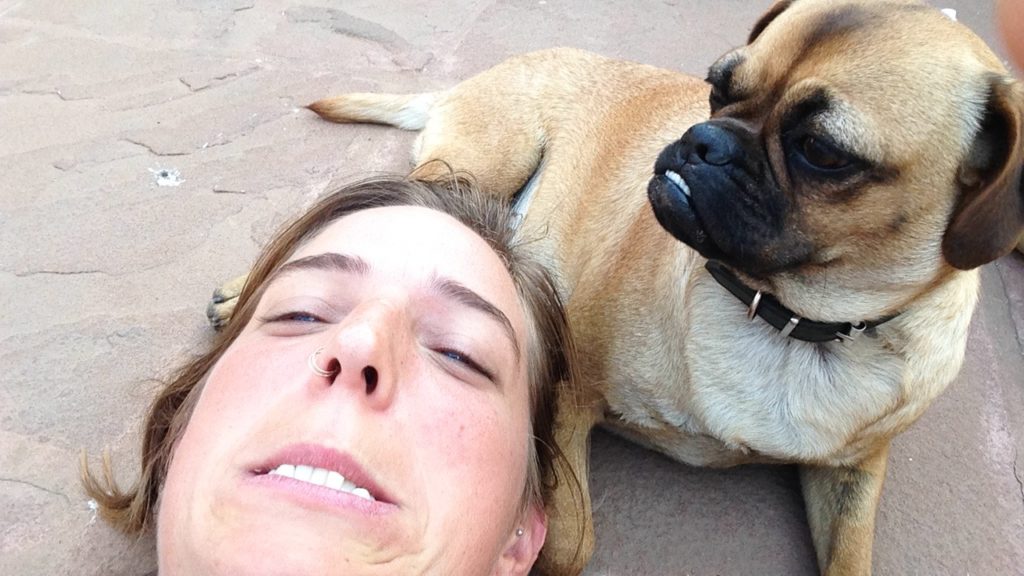 Sissi Korhonen and a dog