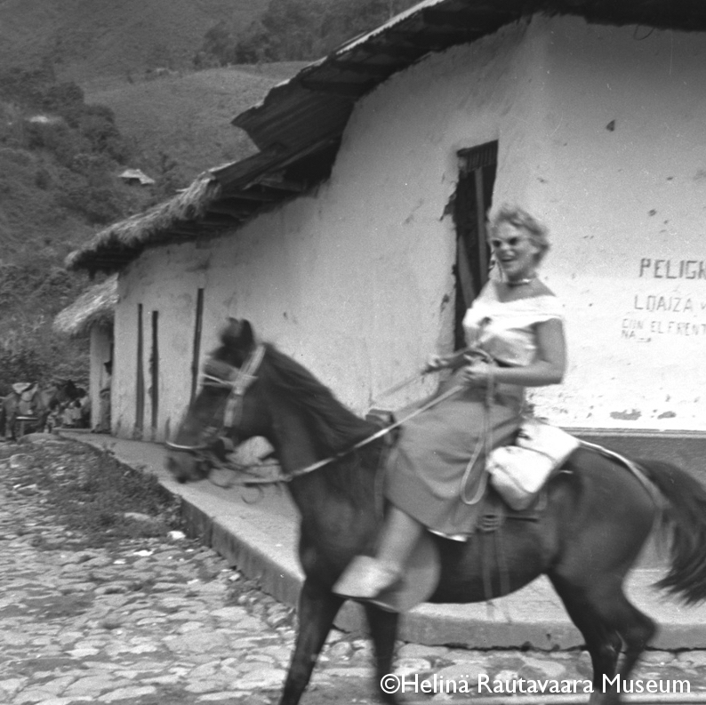 Helina Rautavaara in Colombia